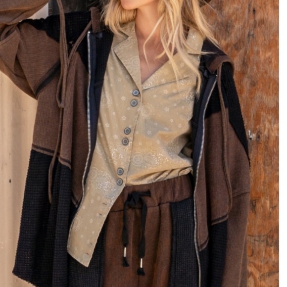 B11P🤎🖤POL perfection in zip up hoodie style perfect 4 office2out! Gorgeous! - Picture 7 of 8